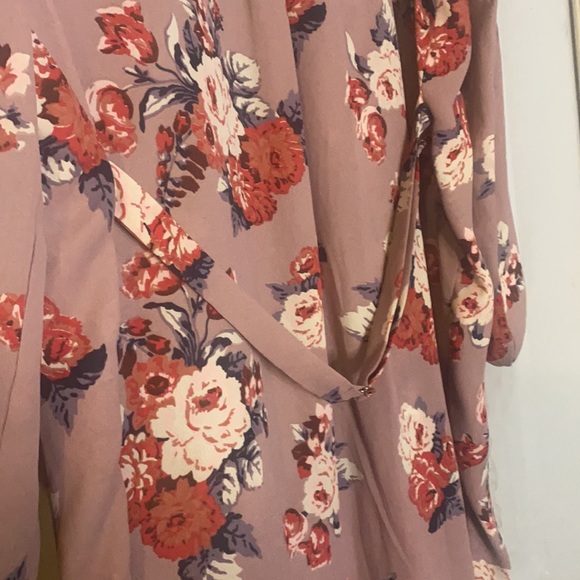 FLORAL TOP - Picture 5 of 5